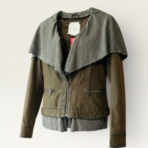 CHAQUETA TIPO BLAZER DRAPEADA